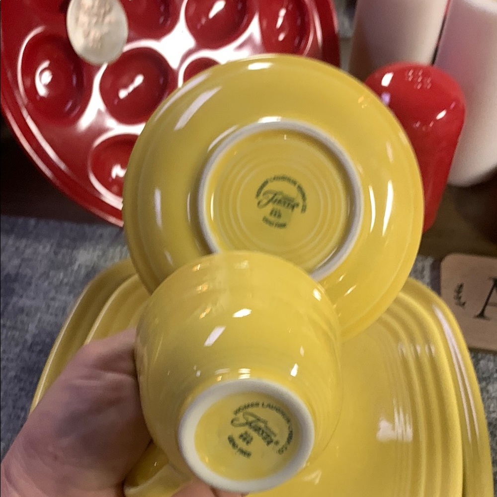 Fiesta Sunflower Yellow 4pcs Setting - Picture 2 of 6